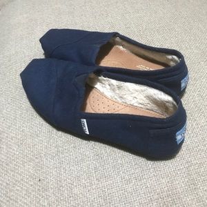 Brand New Navy Toms